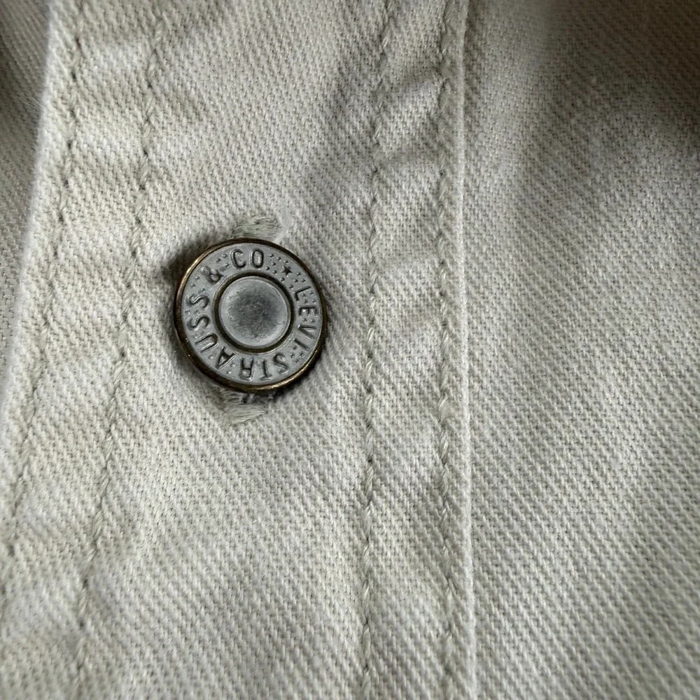 Vintage Y2K Levis Red Tab Mens XL Beige Cotton Twill Work Shirt Long Sleeve